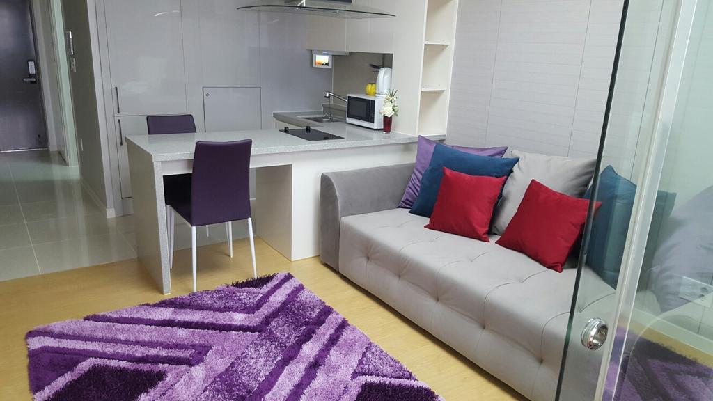 Highvill Deluxe Apartments Astana Bagian luar foto