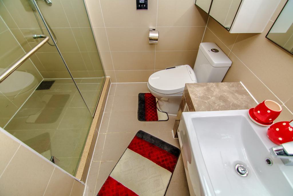 Highvill Deluxe Apartments Astana Bagian luar foto