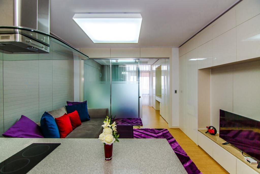 Highvill Deluxe Apartments Astana Bagian luar foto