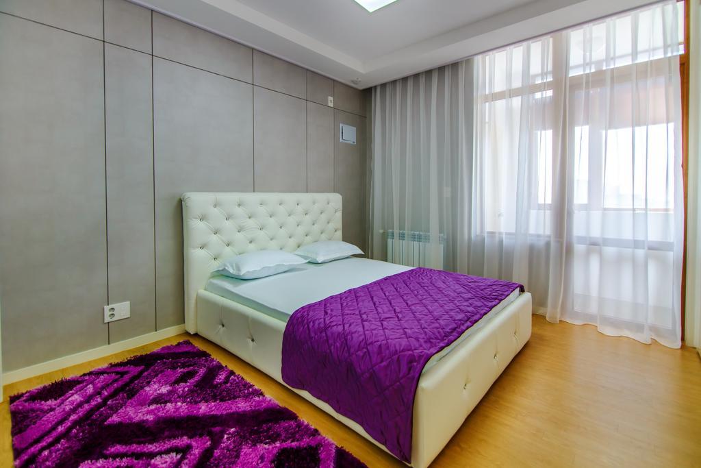 Highvill Deluxe Apartments Astana Bagian luar foto